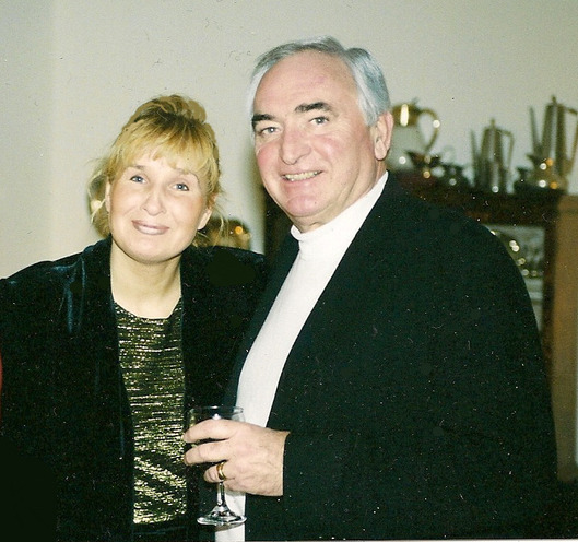 John Reynolds Member of Parliament of West Vancouver 2001